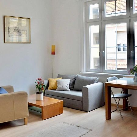 Nick'S Apartment-Spacious, Central And Quiet, By Margit Bridge Будапешт Екстер'єр фото